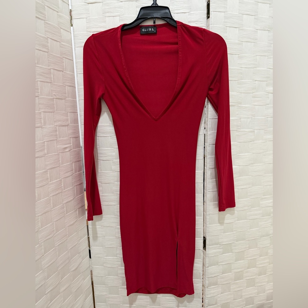 Club L Slinky Red Bodycon Mini Dress Deep V Thigh Slit Long Sleeve